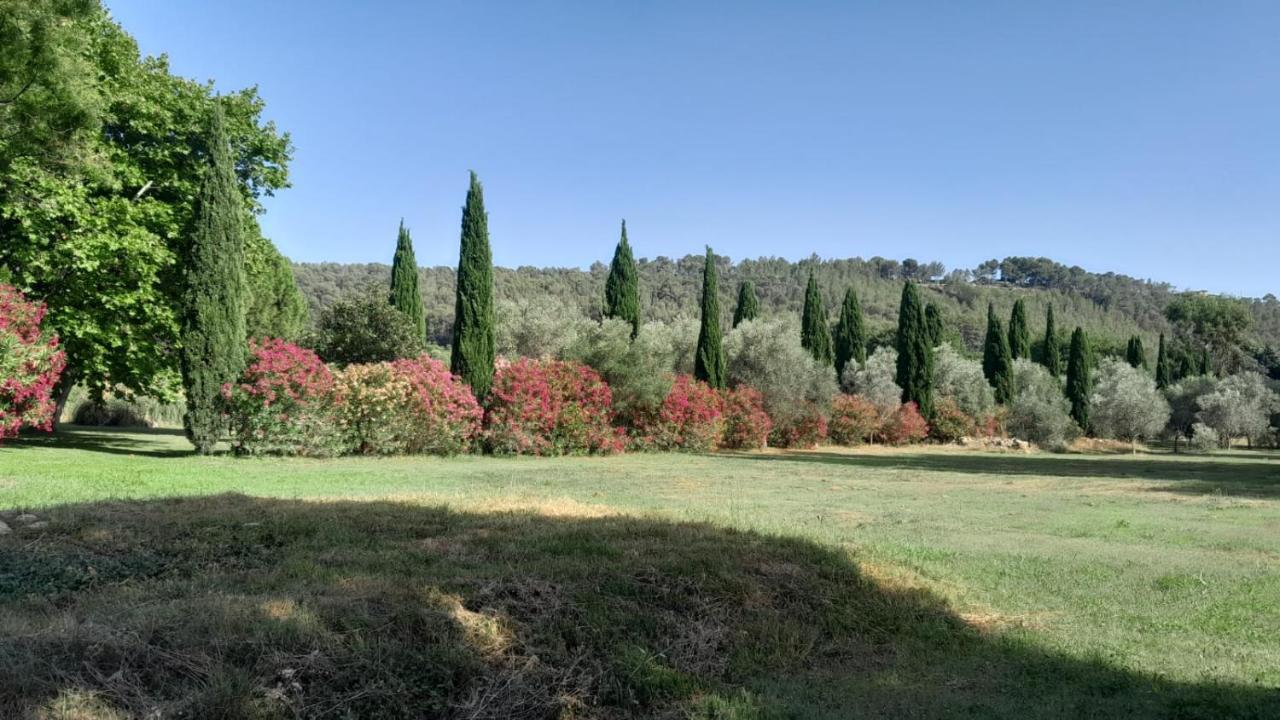 Bastide De Gueissard Bed & Breakfast Сен Сир сюр Мер Екстериор снимка